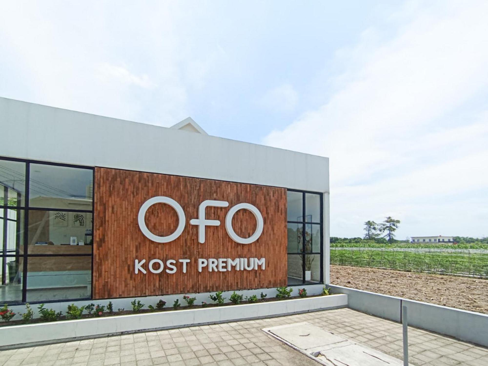 Ofo Kost Premium Kampung Inggris Pare Syariah Mitra Reddoorz Hotel Ngoại thất bức ảnh