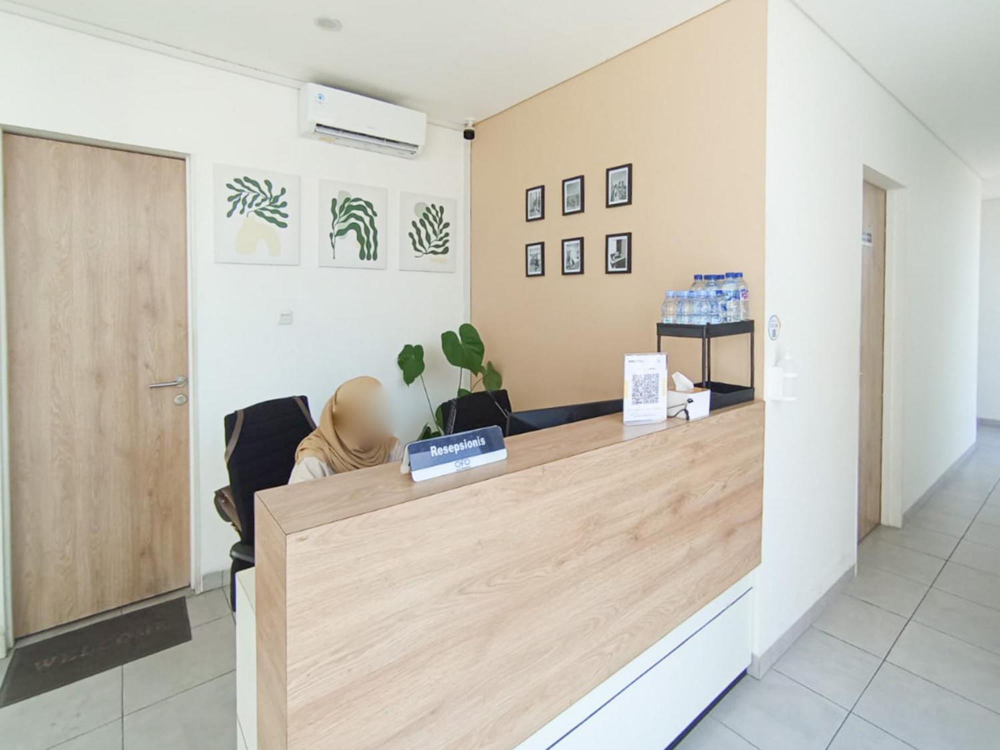 Ofo Kost Premium Kampung Inggris Pare Syariah Mitra Reddoorz Hotel Ngoại thất bức ảnh