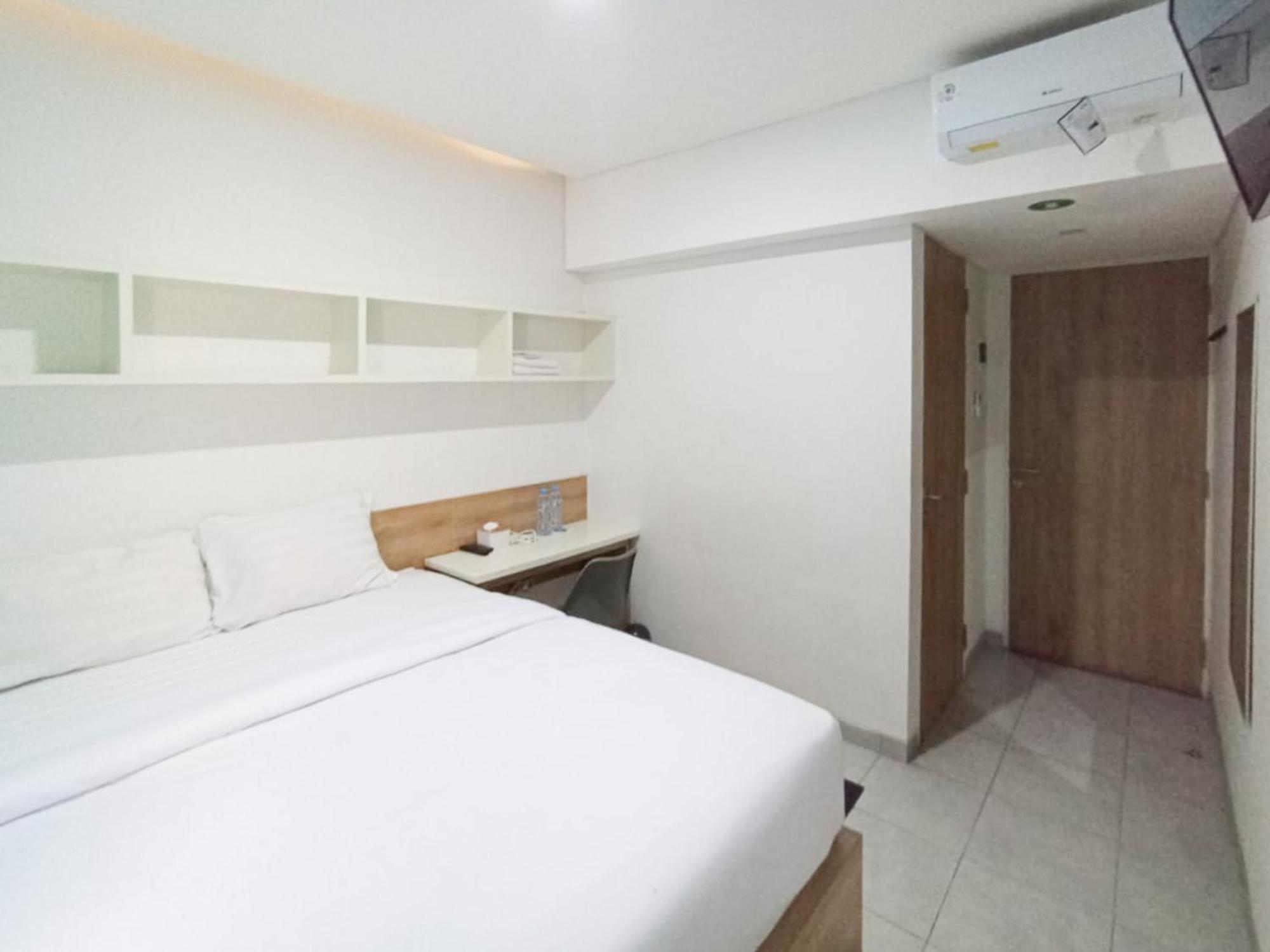 Ofo Kost Premium Kampung Inggris Pare Syariah Mitra Reddoorz Hotel Ngoại thất bức ảnh