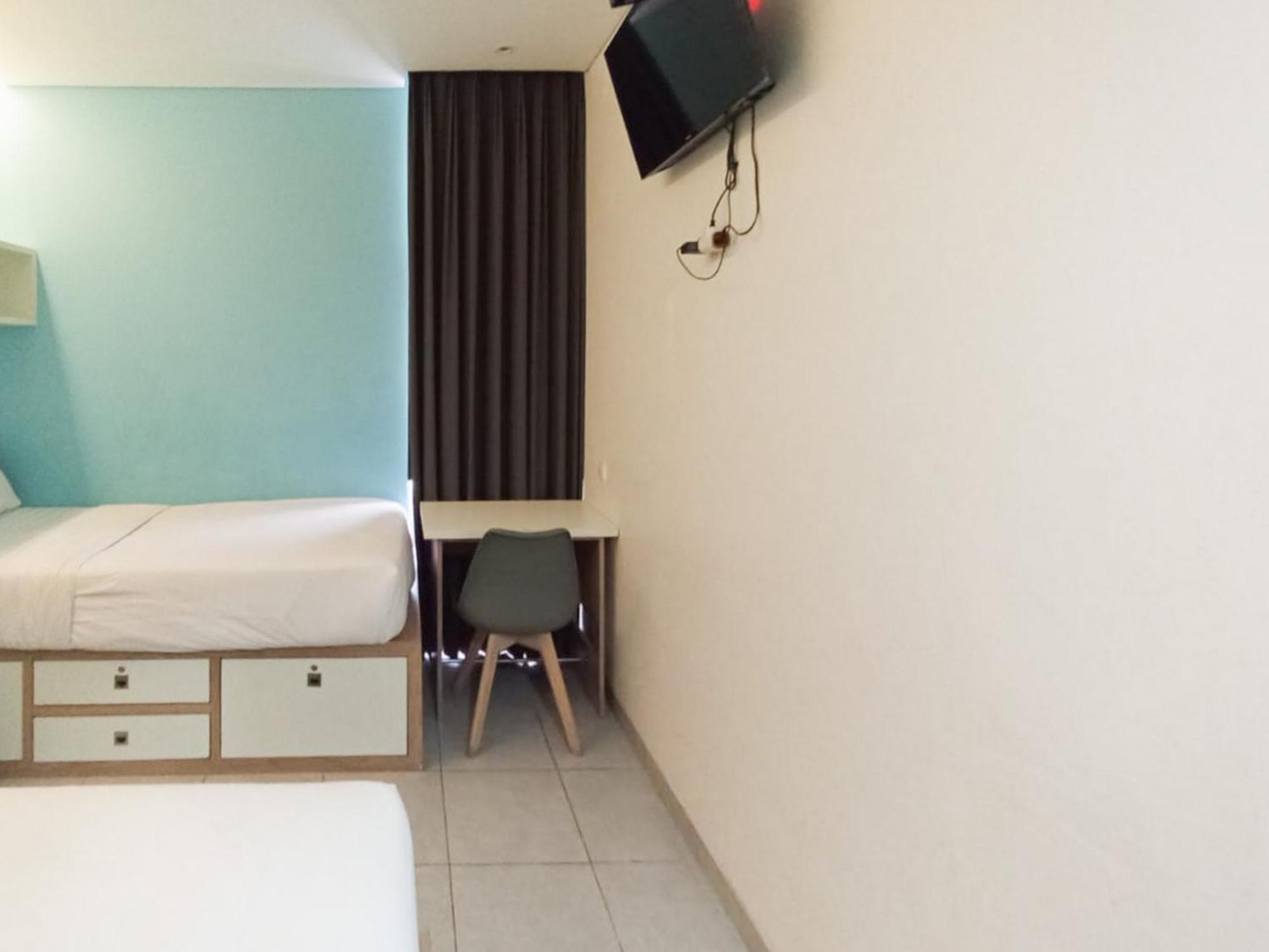 Ofo Kost Premium Kampung Inggris Pare Syariah Mitra Reddoorz Hotel Ngoại thất bức ảnh