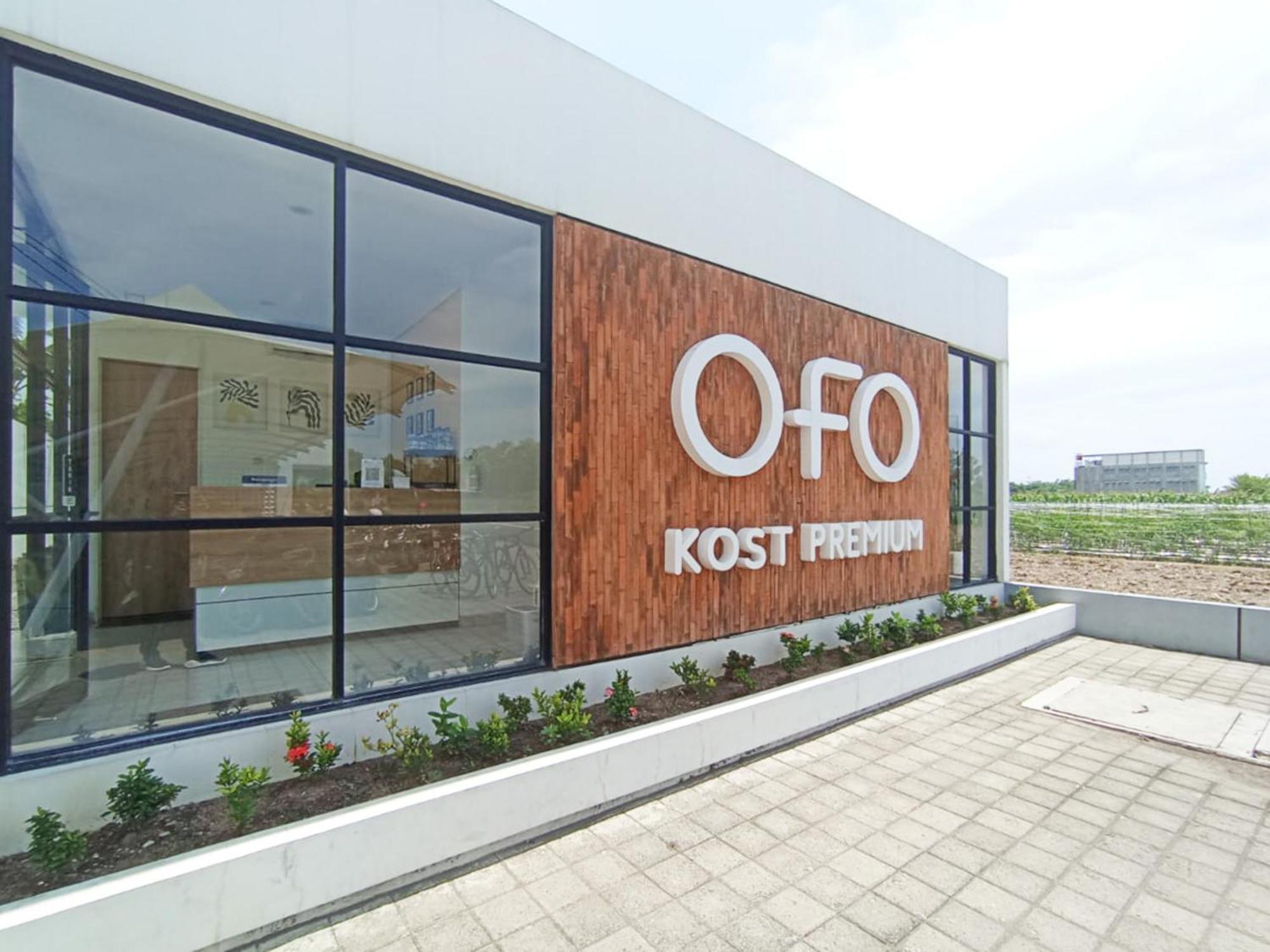 Ofo Kost Premium Kampung Inggris Pare Syariah Mitra Reddoorz Hotel Ngoại thất bức ảnh