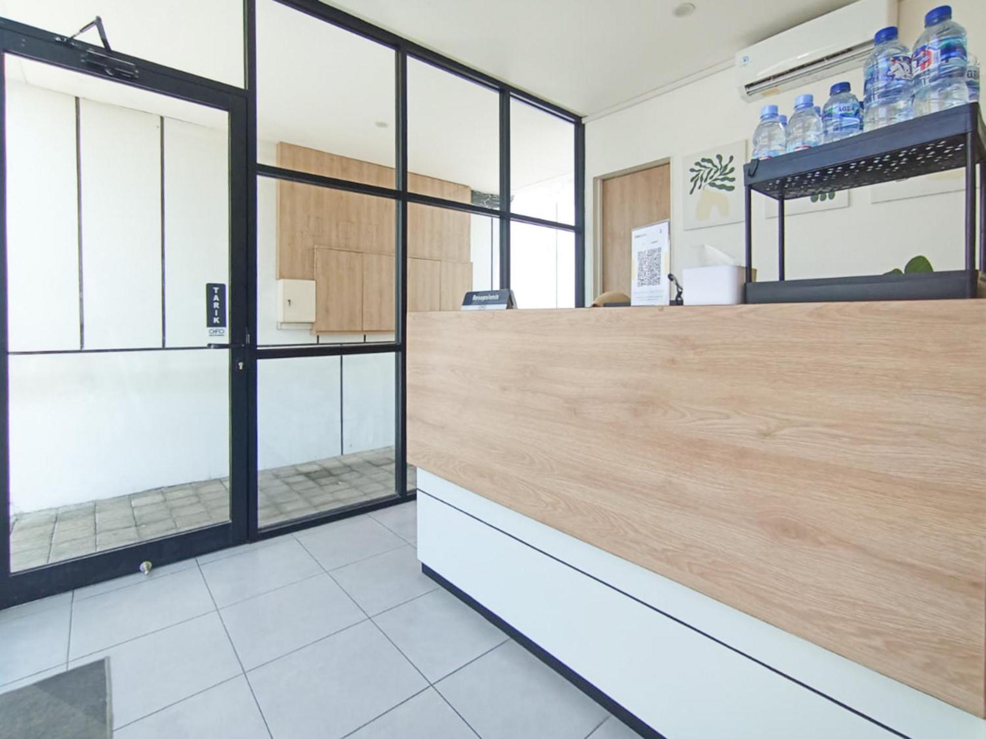 Ofo Kost Premium Kampung Inggris Pare Syariah Mitra Reddoorz Hotel Ngoại thất bức ảnh